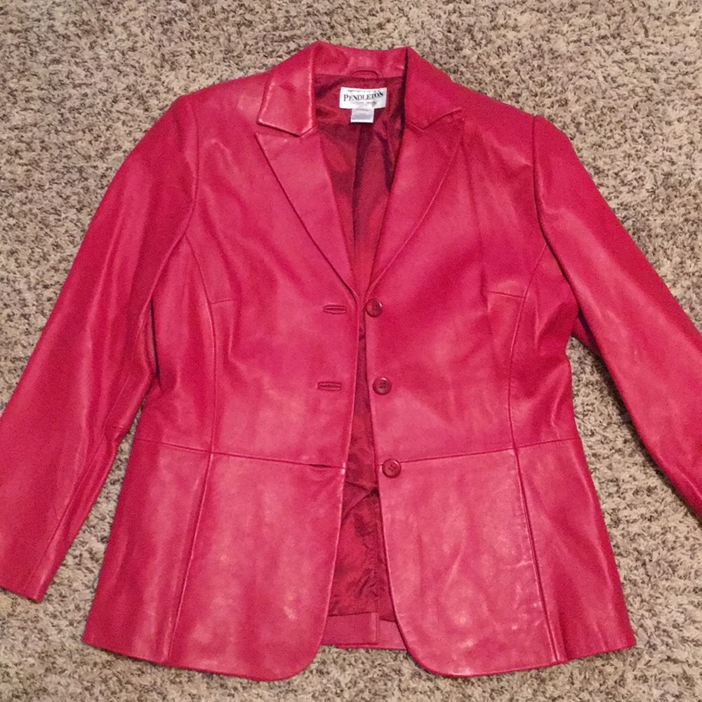 Pendleton szSM red leather coat